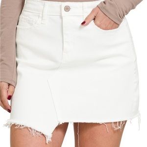 Zenana. White Skirt. Large